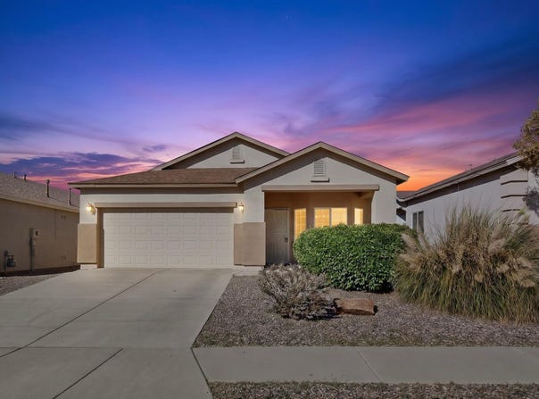 2839 Cabernet Street SW, Albuquerque, NM 87121