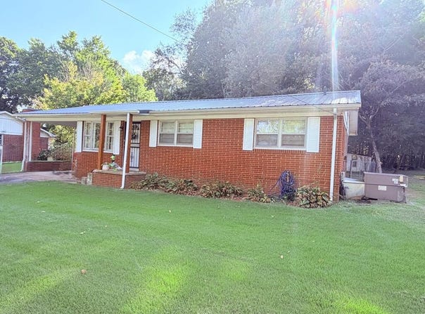 125 Forney Rd, HUNTINGDON, TN 38344