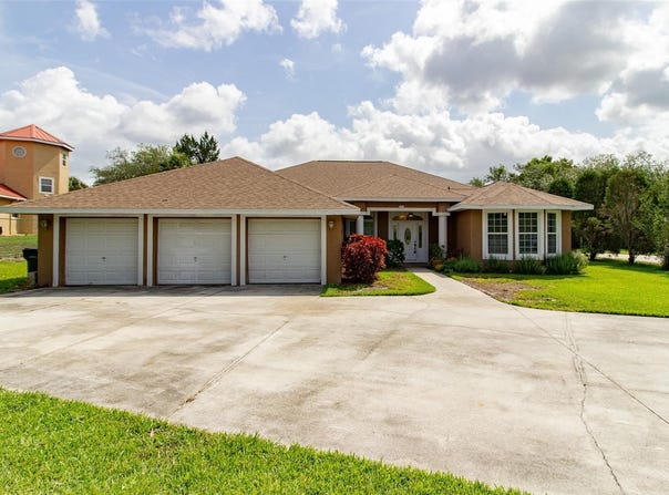 9093 S BAY DRIVE, HAINES CITY, FL 33844