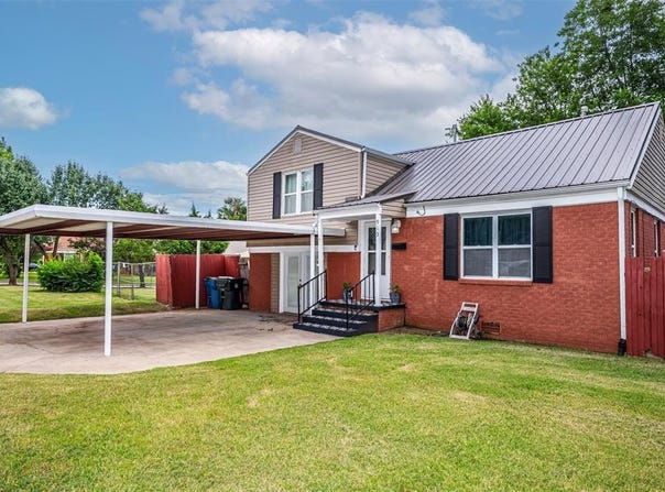 913 E lockheed Drive, Oklahoma City, OK 73110