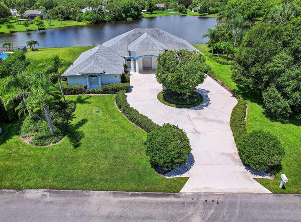 800 SE Waterside Way, Stuart, FL 34997