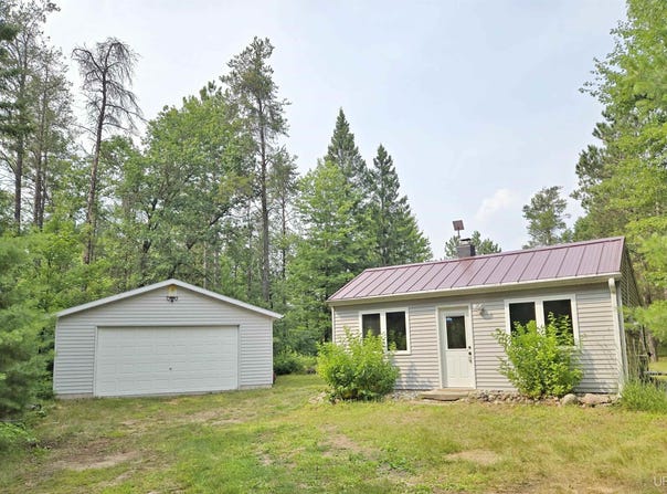 W11934 Crawford, Silver Cliff T-WI, WI 54104