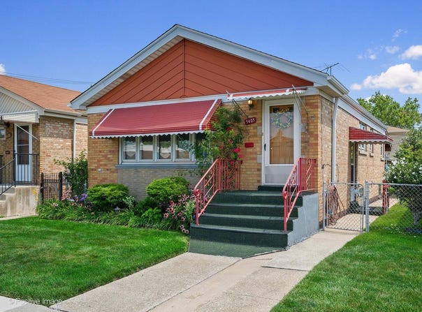 5403 S Lotus Avenue, Chicago, IL 60638
