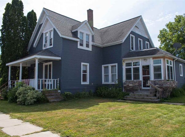 202 Wisconsin Street, Mauston, WI 53948