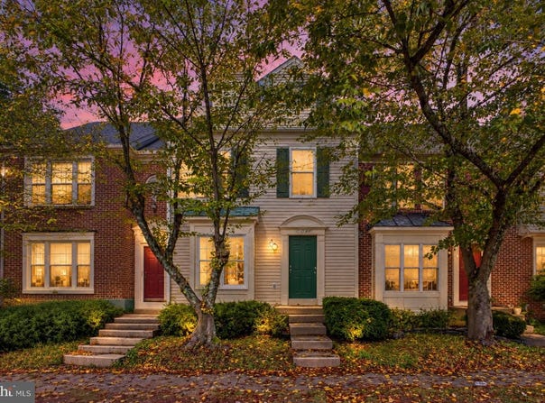 6048 RAINA Drive, CENTREVILLE, VA 20120