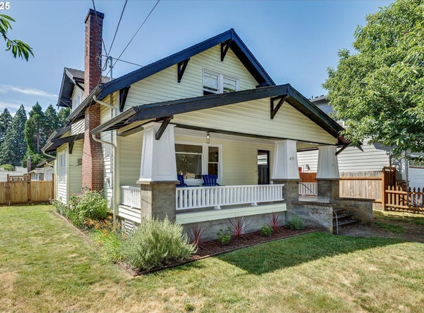 475 E ARLINGTON ST, Gladstone, OR 97027