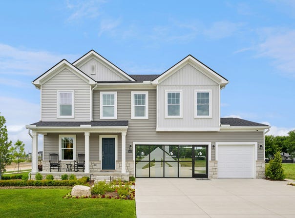 54375 Heron Circle, Chesterfield, MI 48047