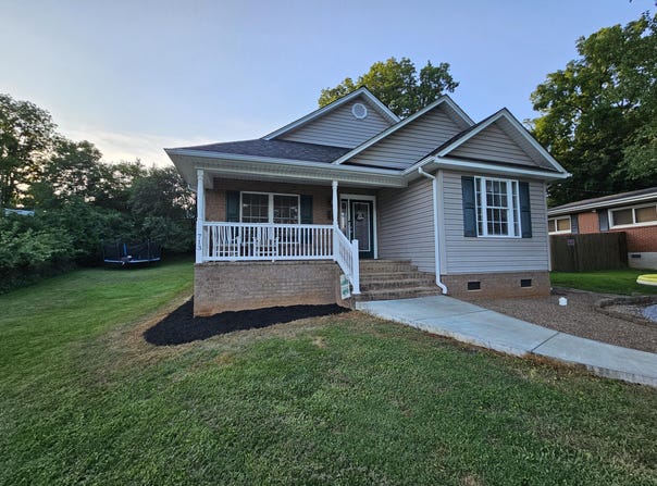 713 Hugh AVE, Roanoke, VA 24019