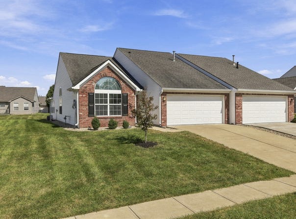 1170 Creek Bend Drive, Greenwood, IN 46143