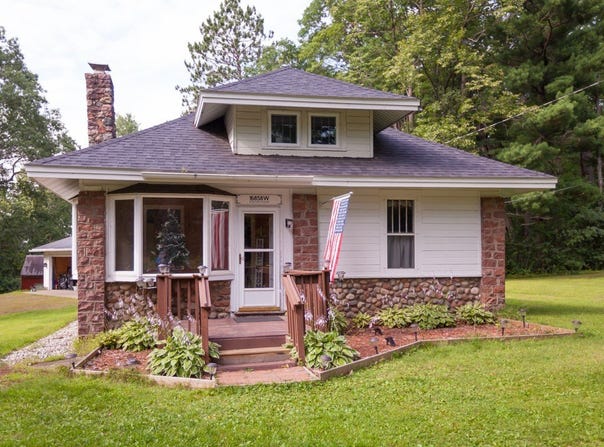 16858w 4th Street, Stone Lake, WI 54876