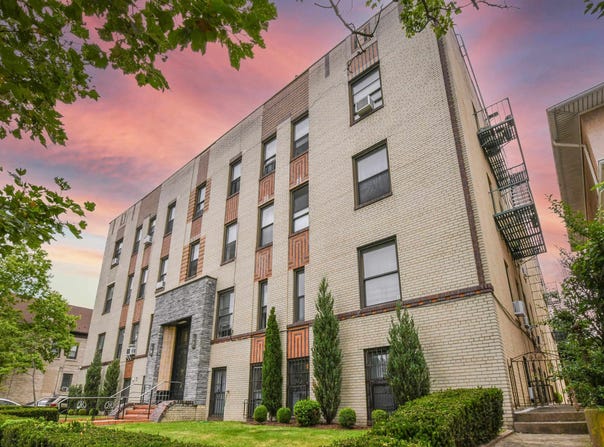 1722 JOHN F KENNEDY BLVD, Union City, NJ 07087