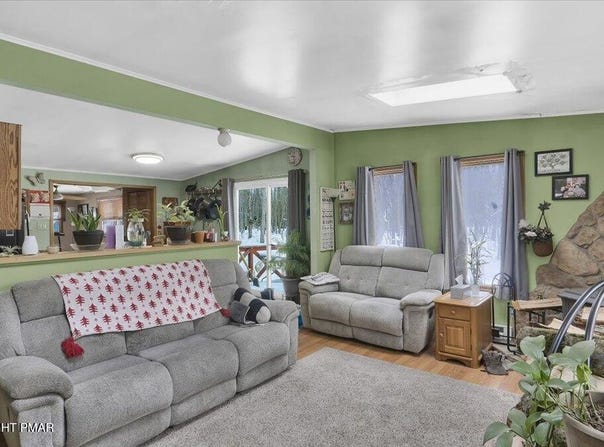 103 Autumn Lane, Jim Thorpe, PA 18229