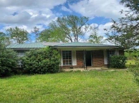 1031 Dale Sadler Road, Pine Apple, AL 36768