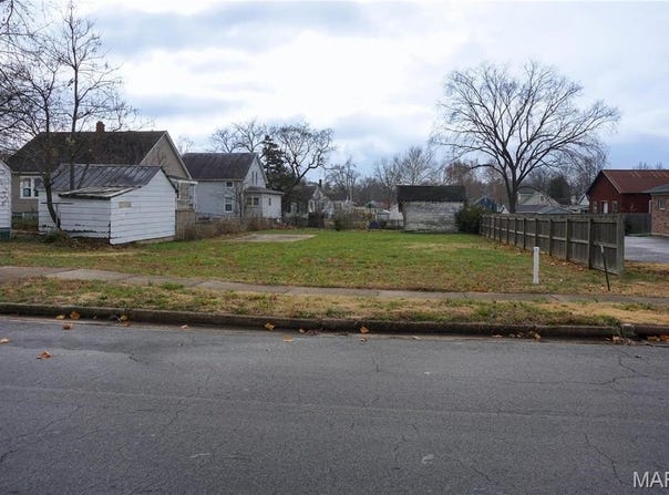 104 E 3rd Street, Rolla, MO 65401