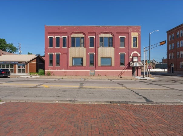 2 Bay Street, Chippewa Falls, WI 54729