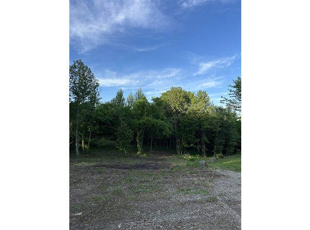 649 Gishton Road, Central City, KY 42330-2143