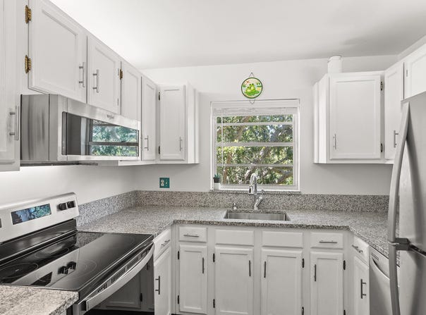 51 Woodland Drive, Vero Beach, FL 32962