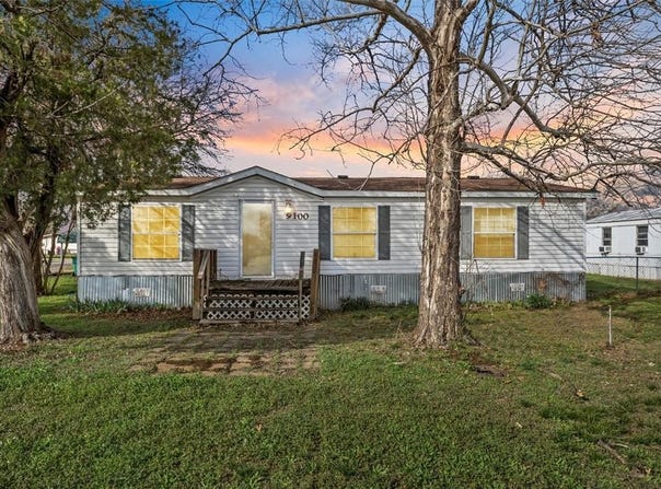 9100/9088 5th Street, Crawford, TX 76638