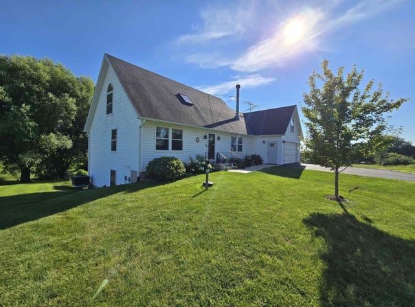 11A24 Bunker, APPLE RIVER, IL 61001
