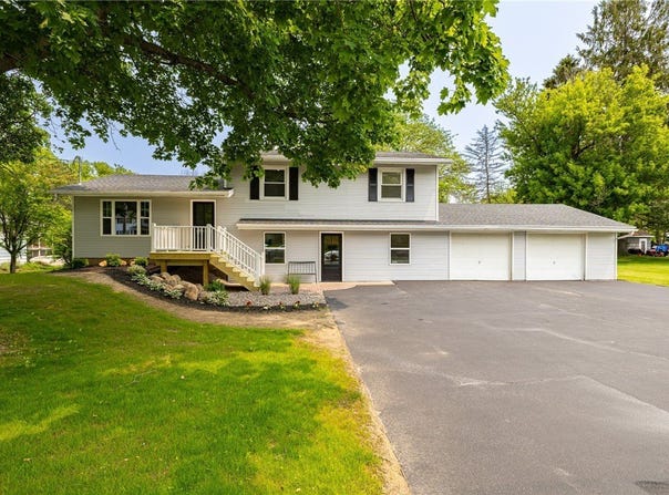3908 Stalker Road, Walworth, NY 14502