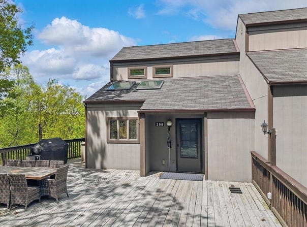 298 Overlook Way, Tannersville, PA 18372