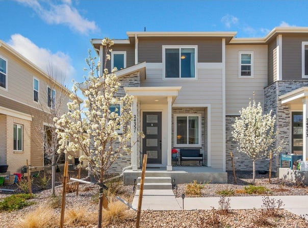 24351 E 41st Ave, Aurora, CO 80019