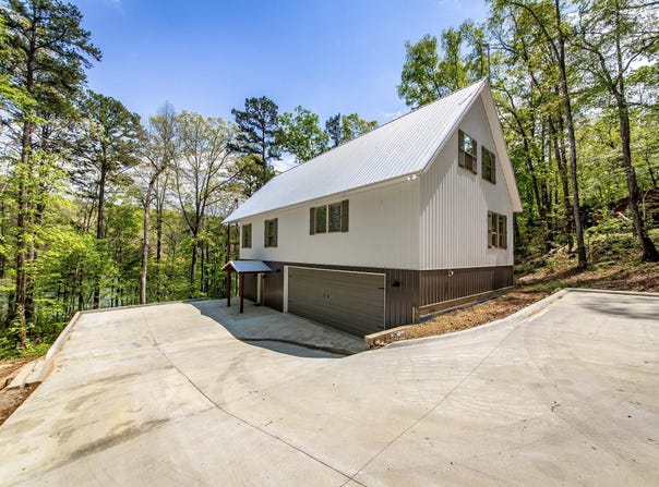 93 Pocahontas Lane, Greers Ferry, AR 72067