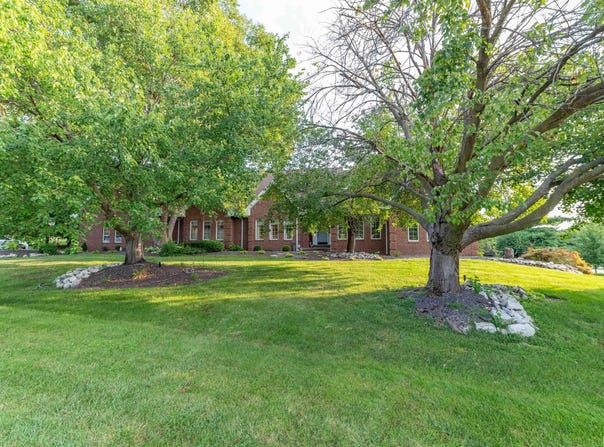 921 Birdie Lane, Quincy, IL 62305