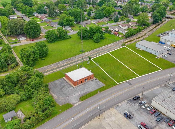 1301 Central Parkway, Decatur, AL 35601