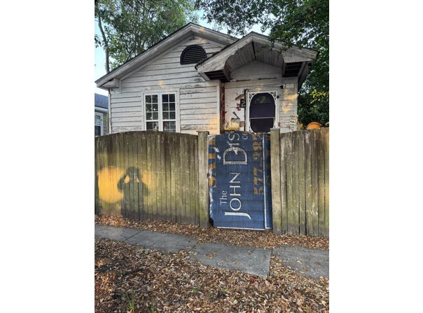 2 S Enston Avenue, Charleston, SC 29403