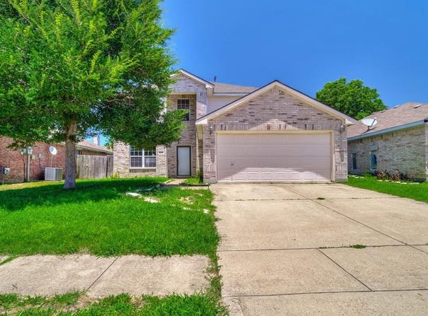 905 Hems Lane, Arlington, TX 76001