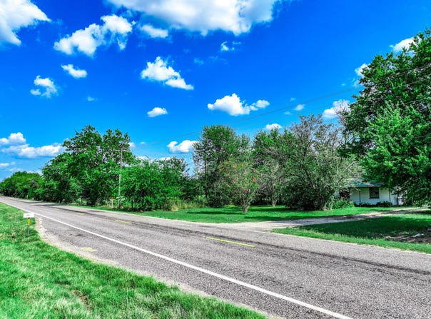7801 W Interstate Highway 30, Cumby, TX 75433