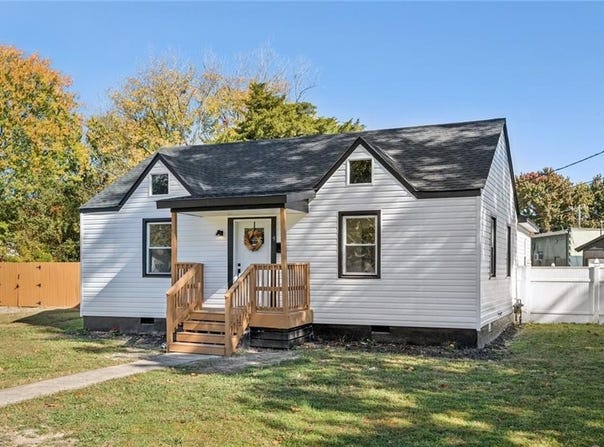 9 W Bayberry Court, Hampton, VA 23669