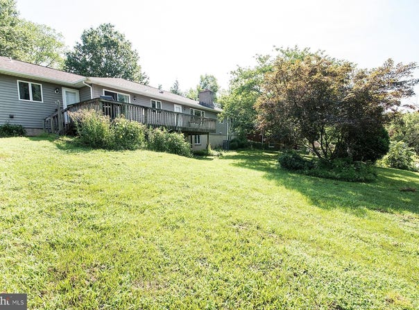 26 GEORGETOWN ROAD, BORDENTOWN, NJ 08505