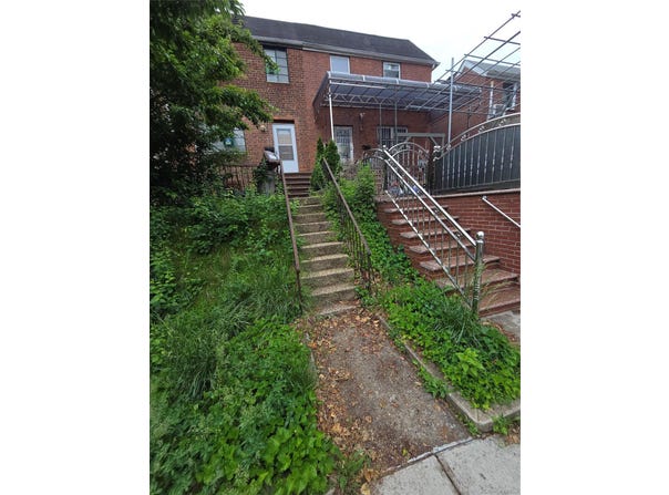 15046 78th Road, Kew Gardens, NY 11367