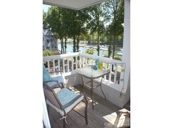 218 Northwest Drive, Davidson, NC 28036