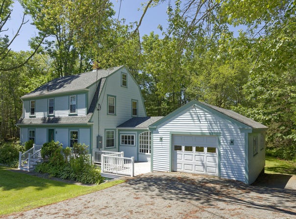 302 Townsend Avenue, Boothbay Harbor, ME 04538