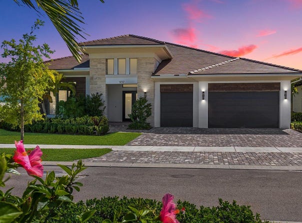 9232 Coral Isles Circle, Palm Beach Gardens, FL 33412
