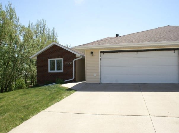 2005 NW 20th Avenue, Aberdeen, SD 57401