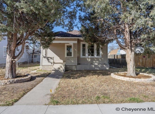 2804 SNYDER AVE, Cheyenne, WY 82001