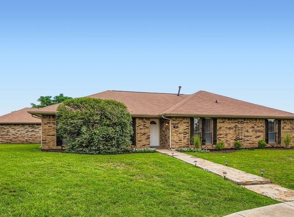 1610 Concord Place, Carrollton, TX 75007