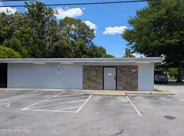 367 Freedom Way, Midway Park, NC 28544