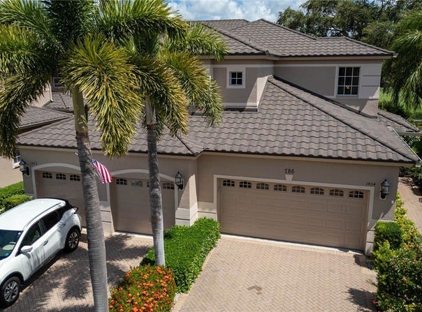 786 Regency Reserve Circle unit: 1404, Naples, FL 34119