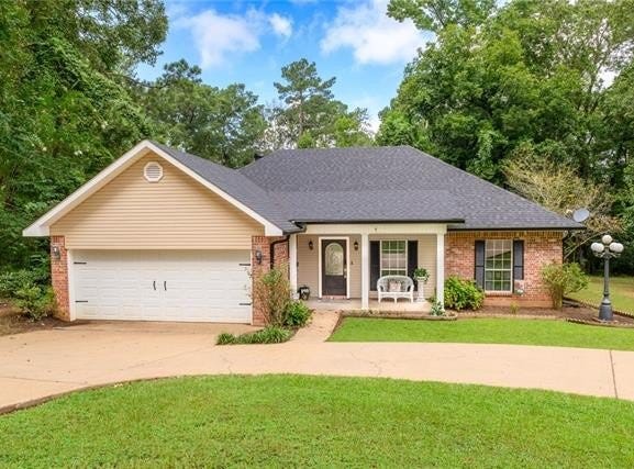 3221 SKYLINE Drive, Pineville, LA 71360