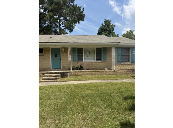 3308 Londonderry Road, North Charleston, SC 29420