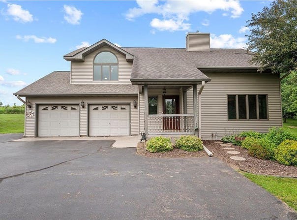 1705 170th Avenue, Erin Prairie Twp, WI 54017