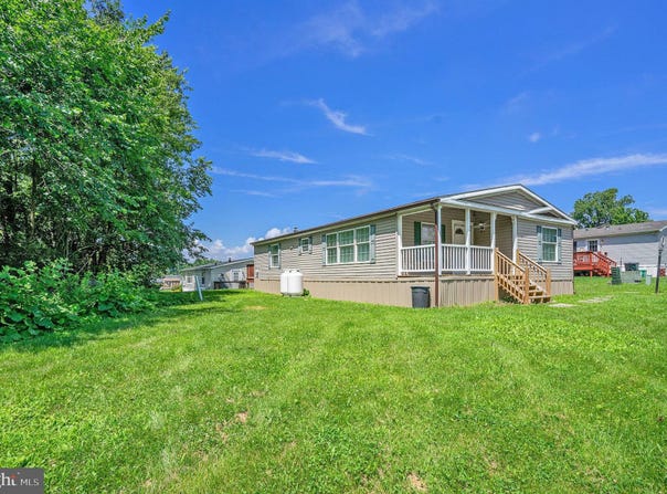 416 ARROWHEAD COURT, HONEY BROOK, PA 19344