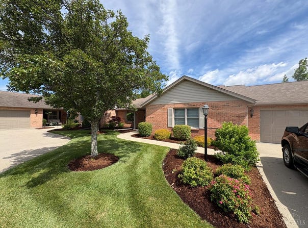 1240 Stephanie Drive, Hamilton, OH 45013