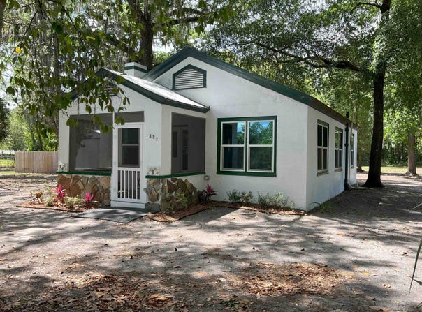 221 OLD PENIEL RD, PALATKA, FL 32177