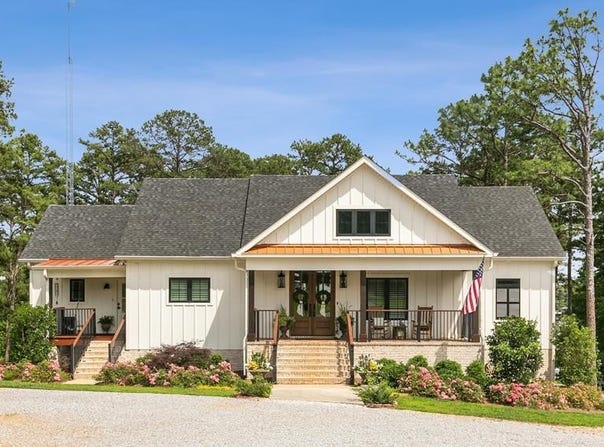 672 Galaxie Drive North, Abbeville, AL 36310